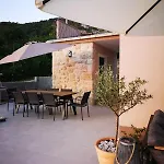 Vista Arba Rab Town